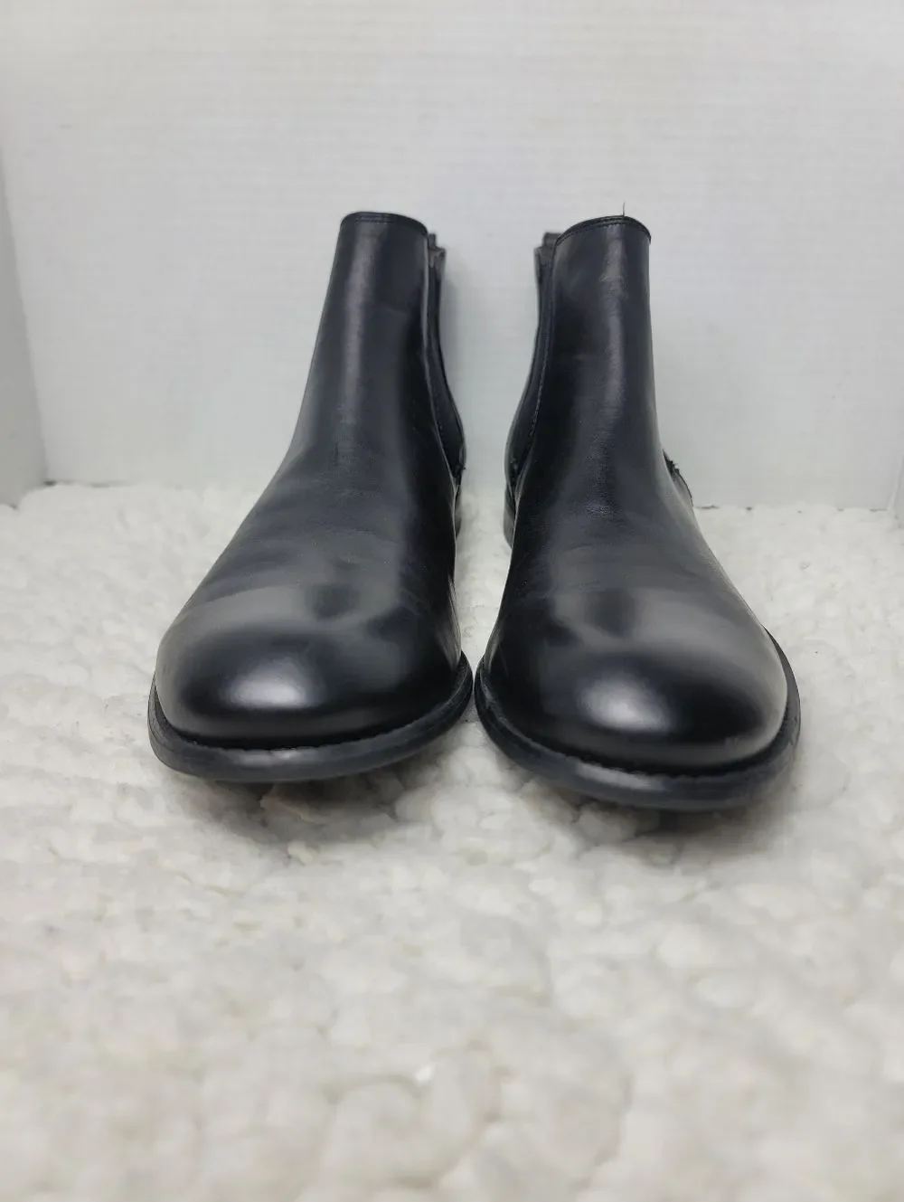 John Varvatos USA Chelsea Boots Mens Size 10.5M Black Leather Pull On Almond Toe